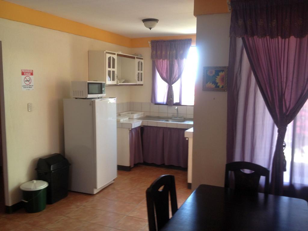 Royal Heights Otel Jicaral Oda fotoğraf