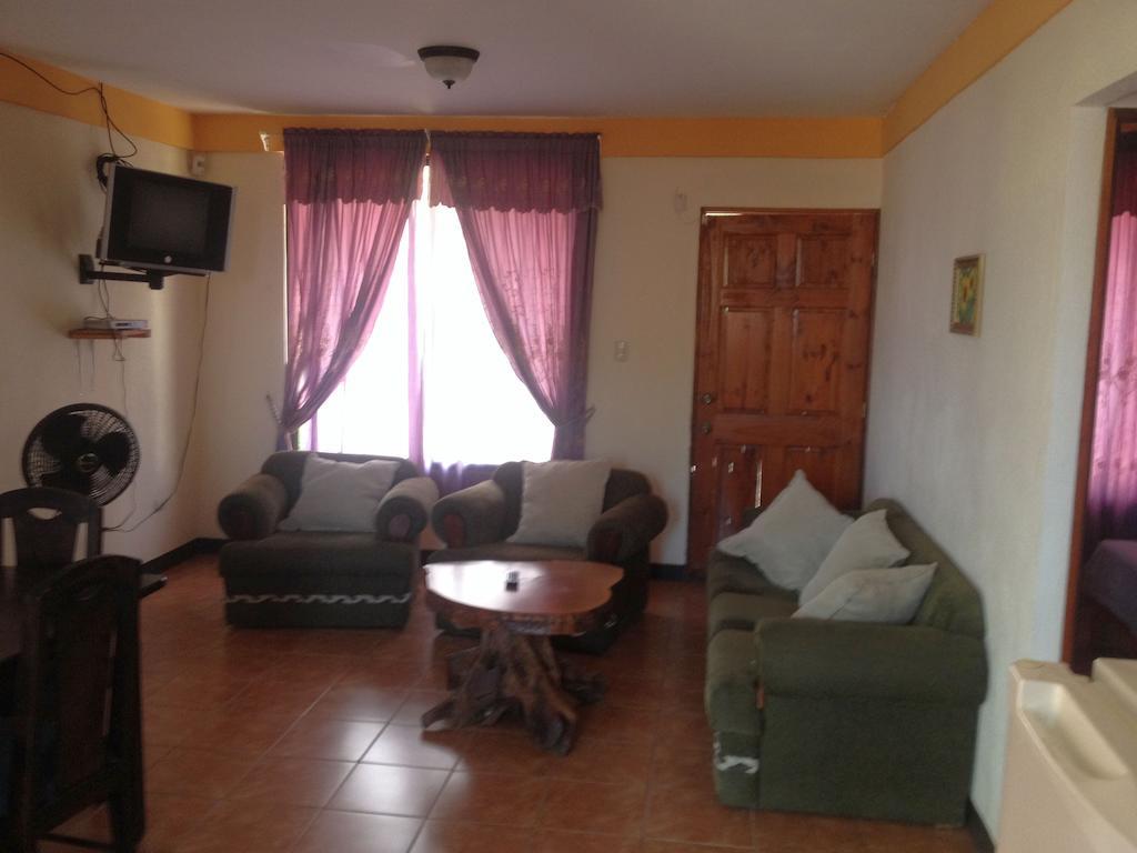 Royal Heights Otel Jicaral Oda fotoğraf